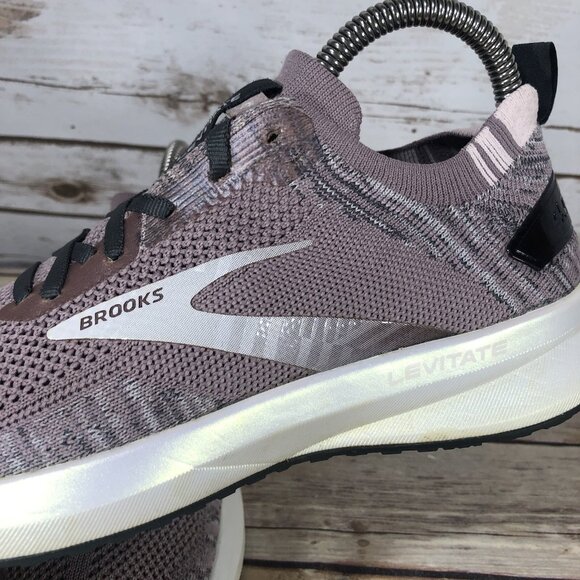Brooks Levitate 4 Running Shoes Womens Size 8.5 Athletic Jogging Purple - Picture 9 of 12
